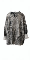 SERIE NUMERICA camisola oversize natural pintada à mão – imagem 2
