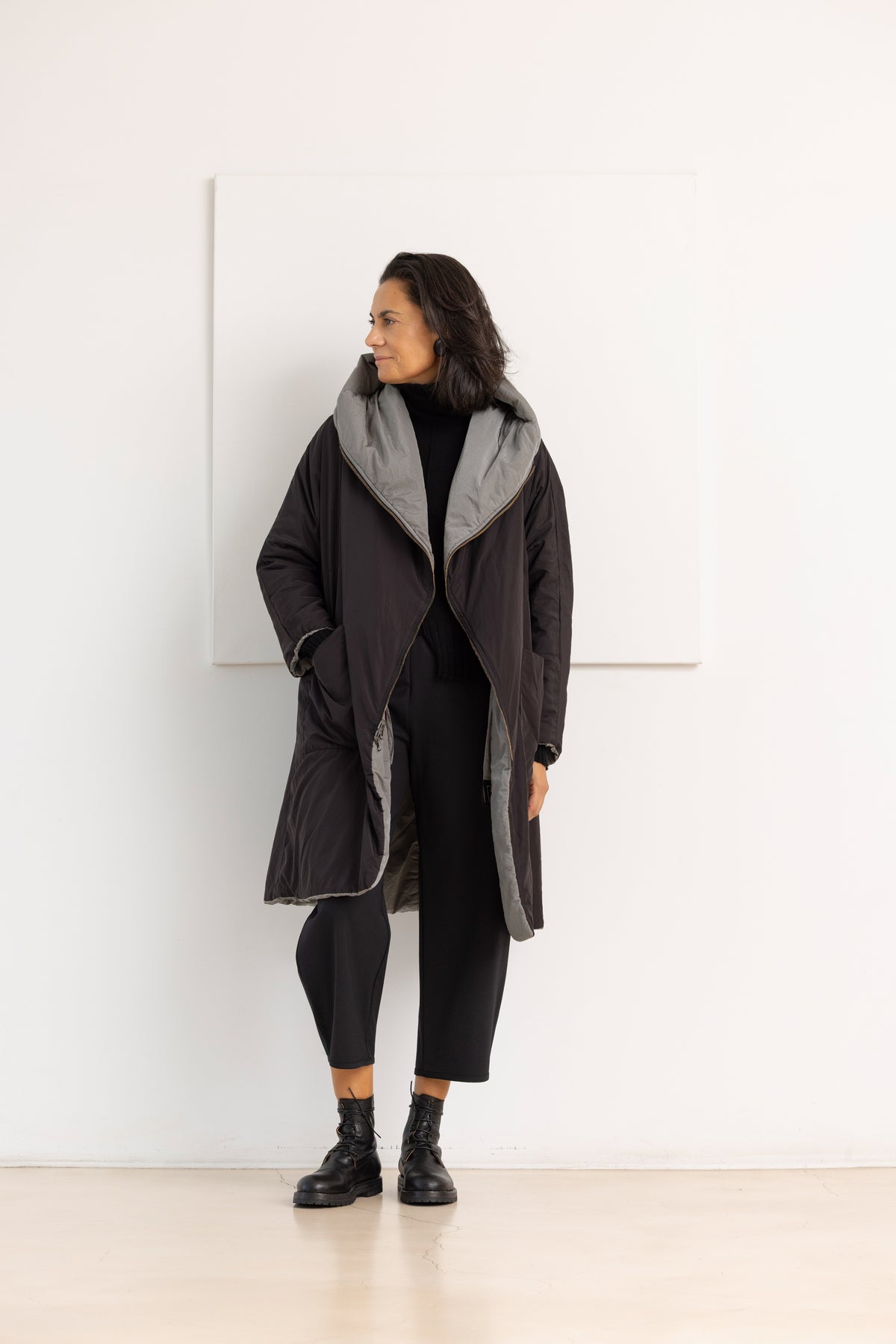 KIMONORAIN Abrigo reversible gris y negro – imagen 2