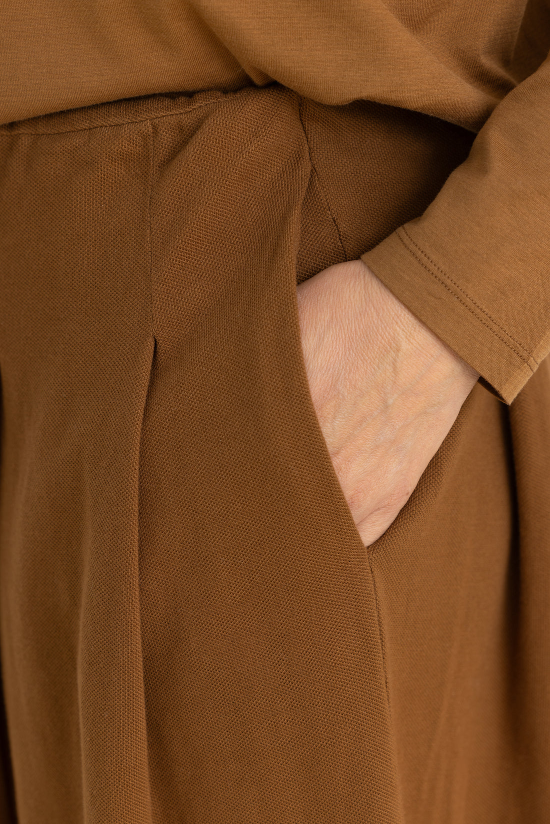 MA ' RY ' YA trousers piqué rust