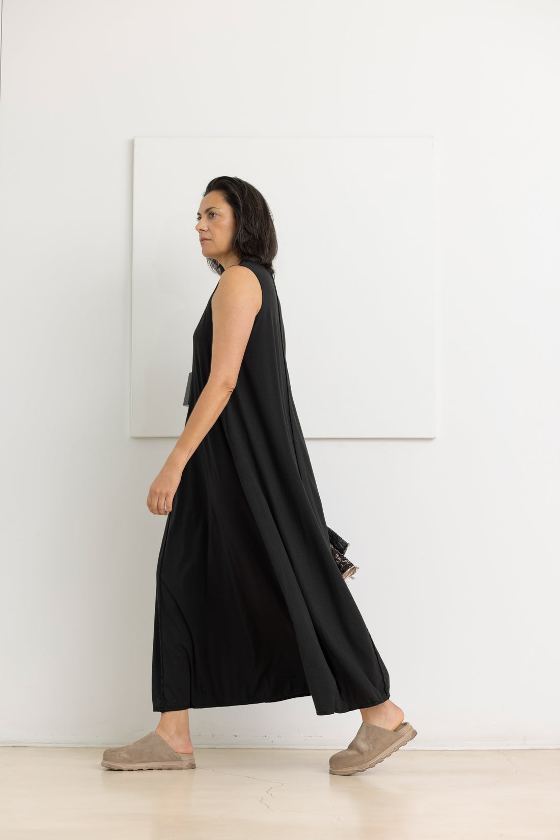SERIE NUMERICA v-neck flared dress