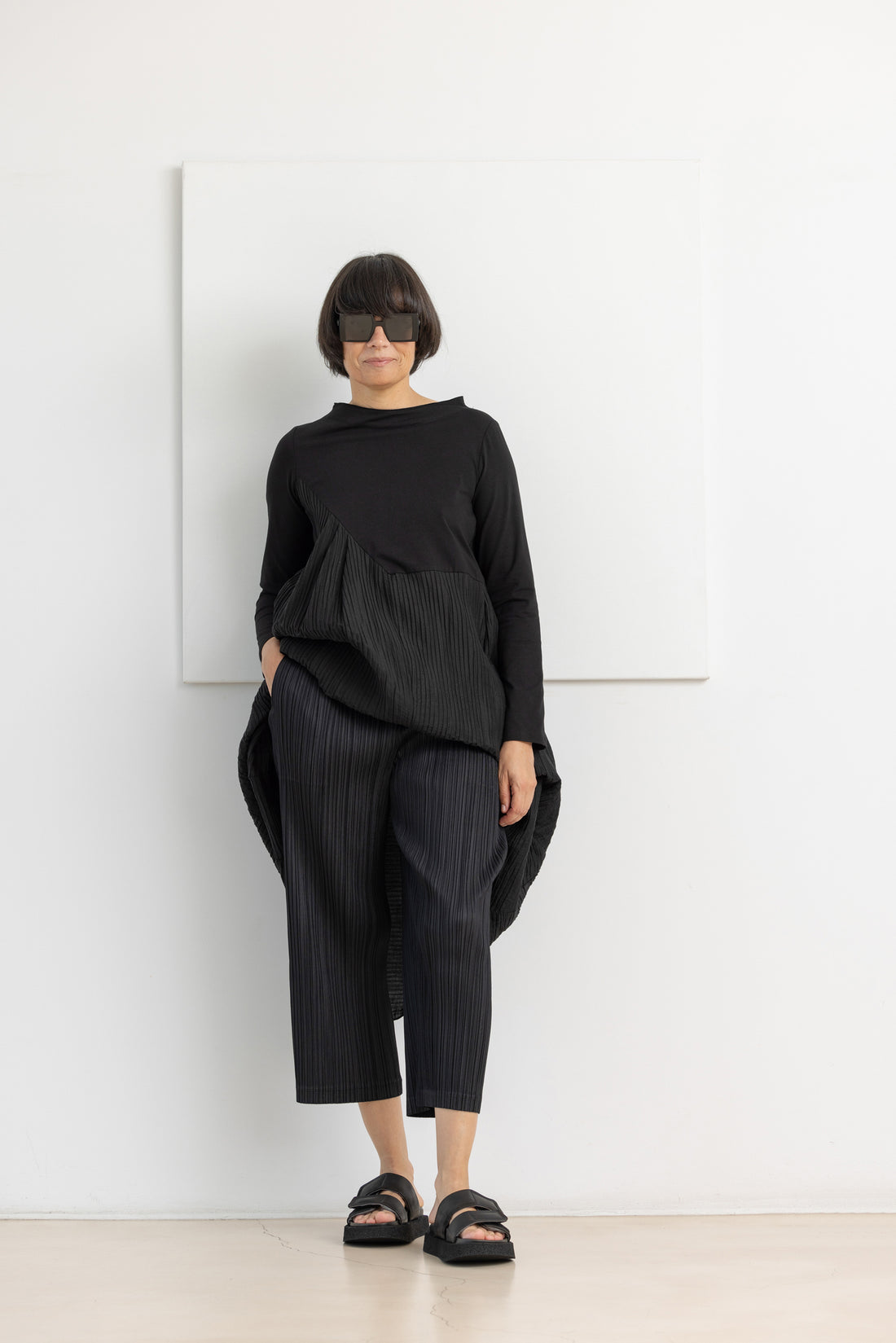 PLEATS PLEASE ISSEY MIYAKE TROUSERS BLACK