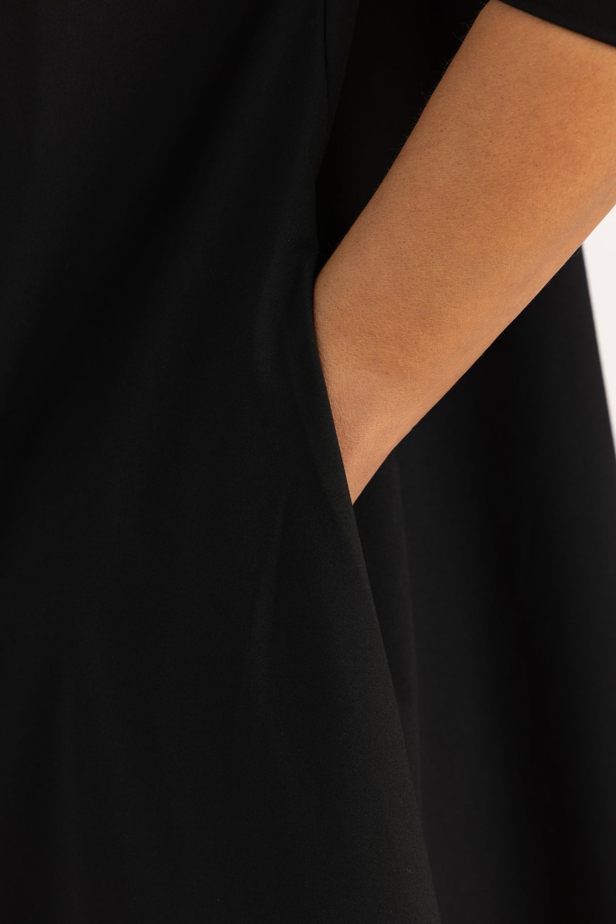 MOYURU dress black & black – image 7