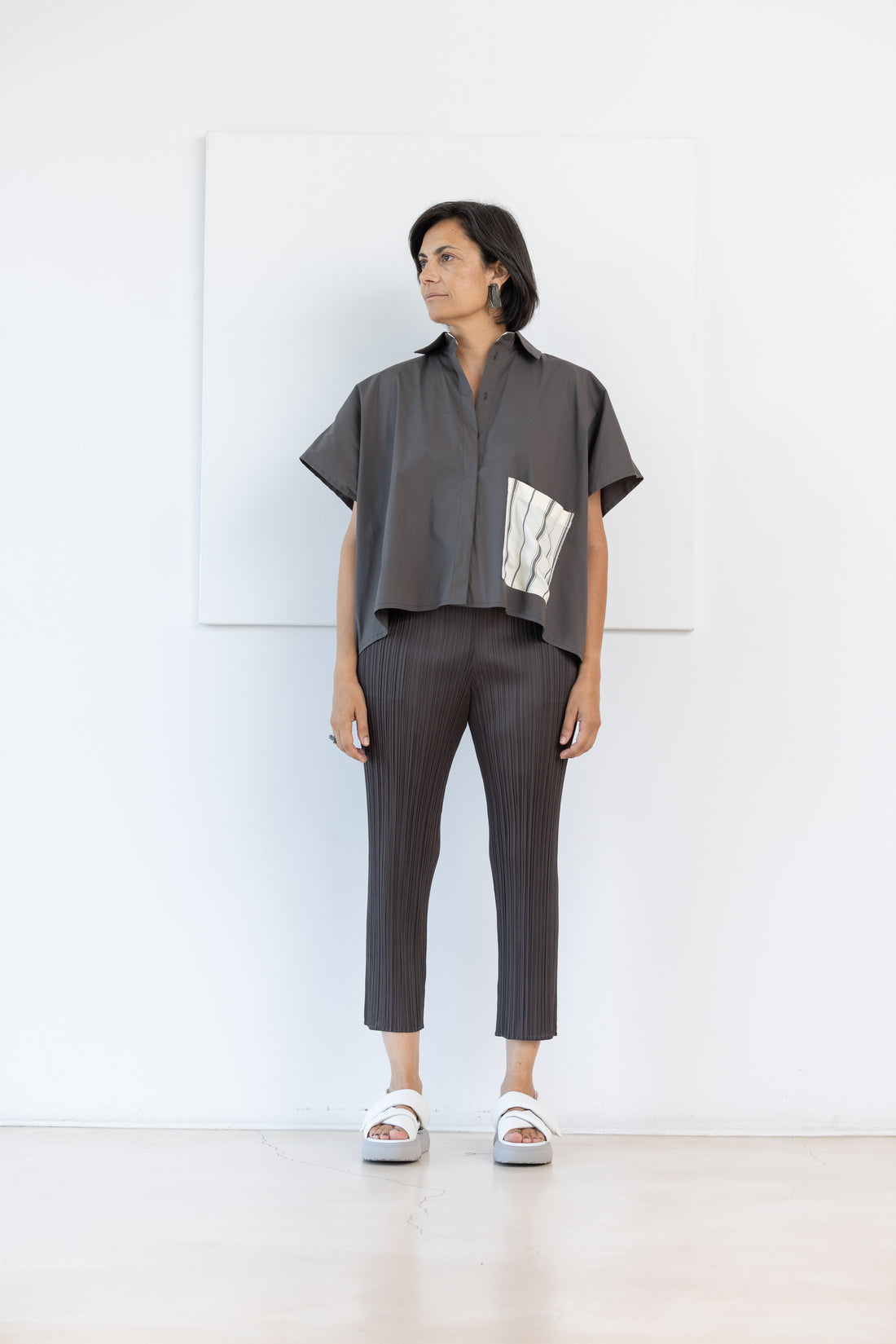 MIIYU SLEEVELESS SHIRT GREY