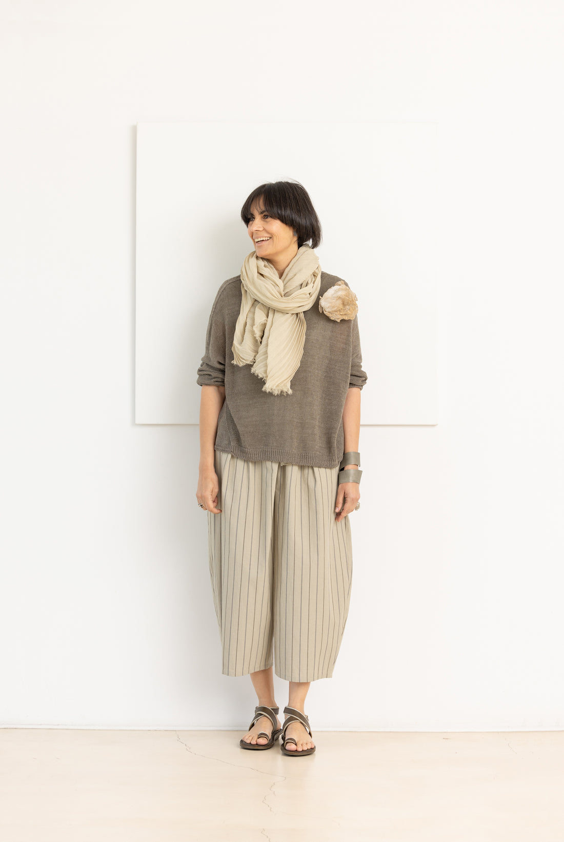 ISSEY MIYAKE WASHI SCARF BEIGE
