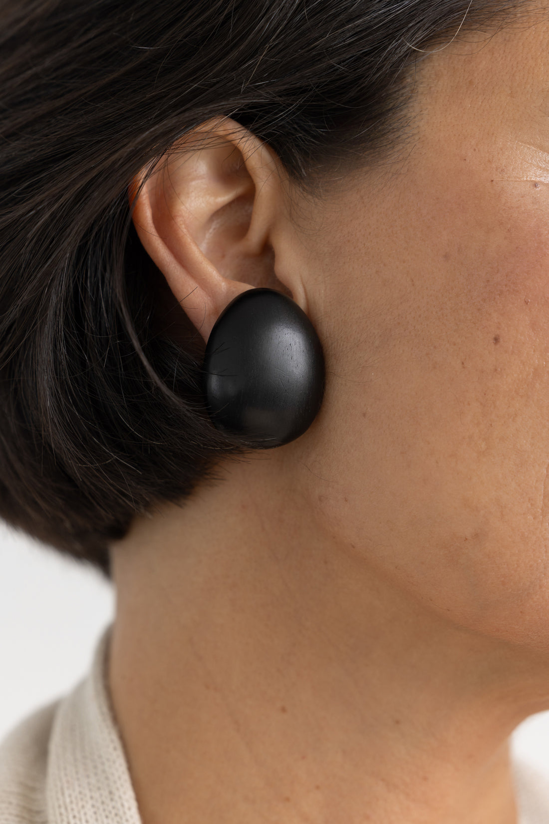 MONIES LIMA EARRINGS BLACK