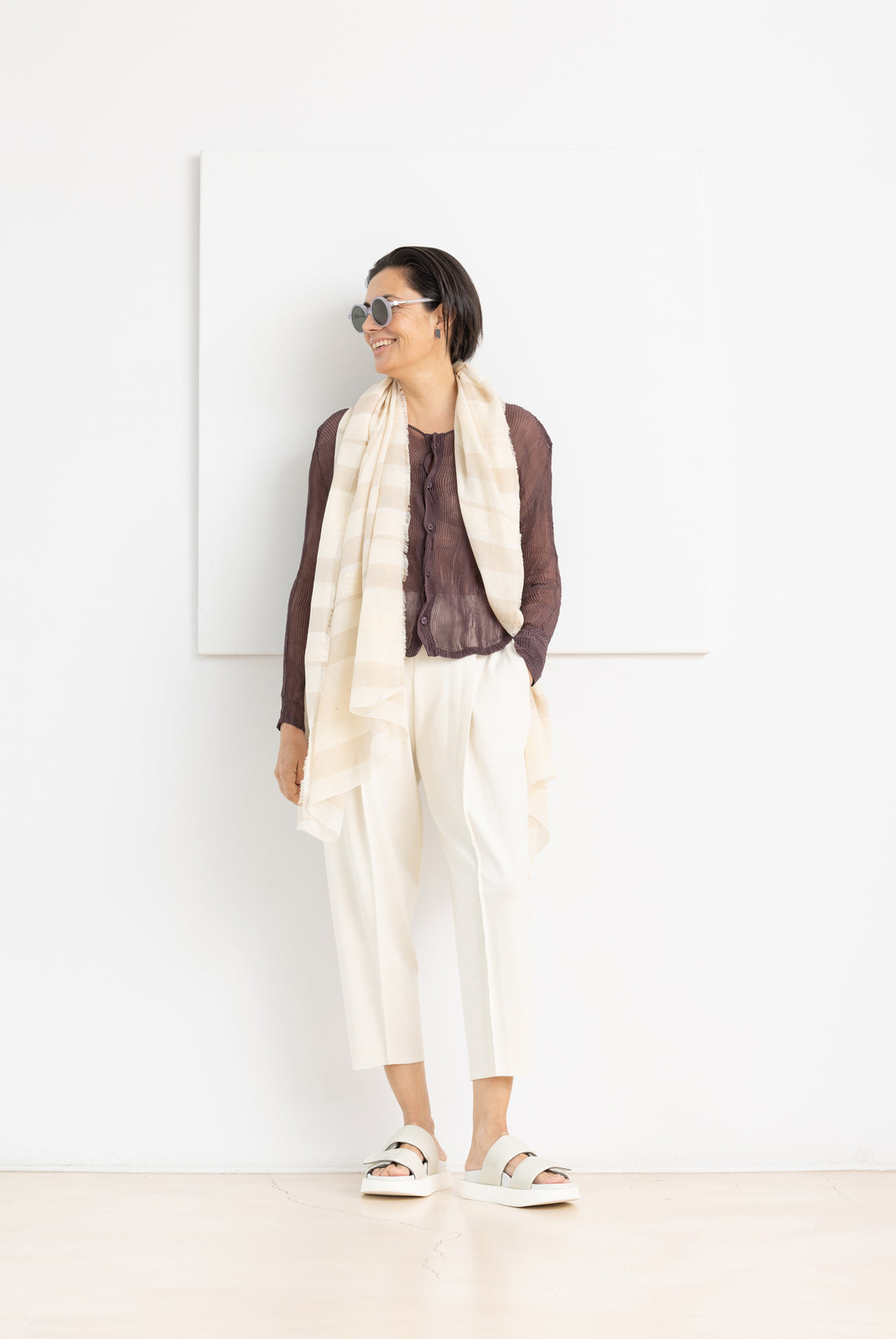 ISSEY MIYAKE CAMPAGNE TROUSERS WHITE