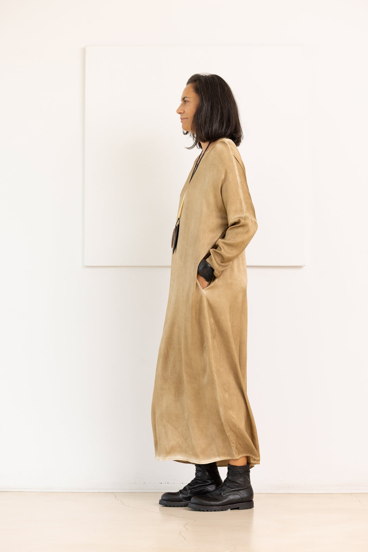 SANCTAMUERTE Vestido ámbar dorado – imagen 4