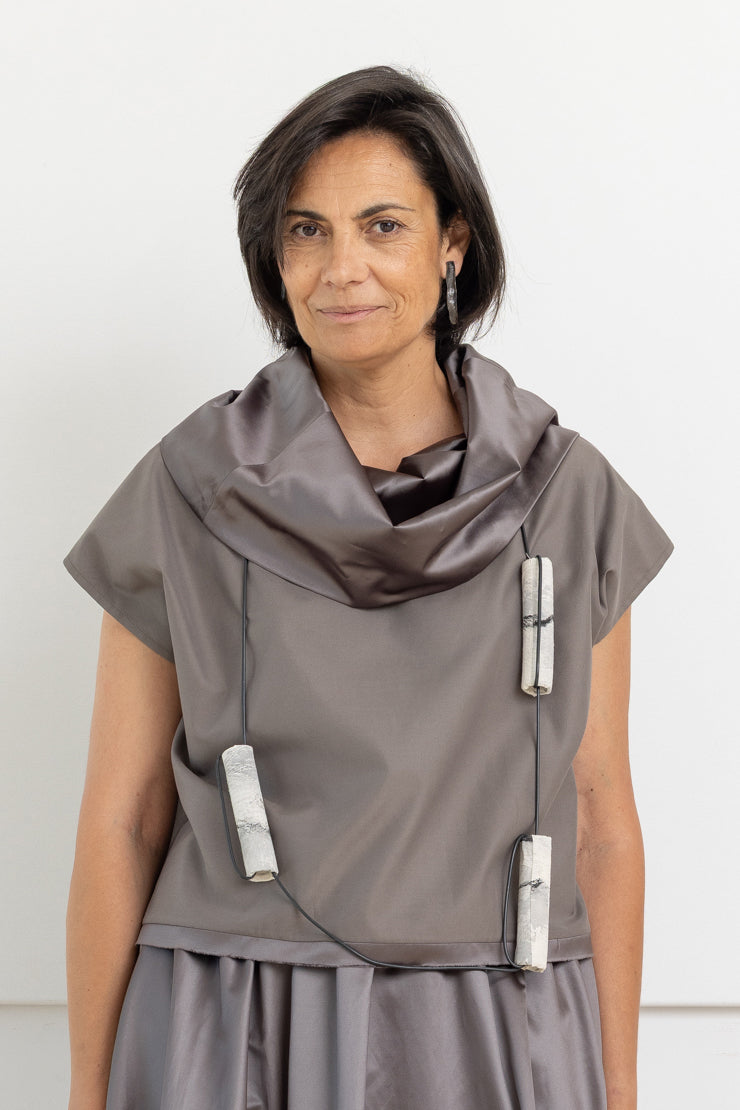 MIIYU TURTLENECK TOP TAUPE