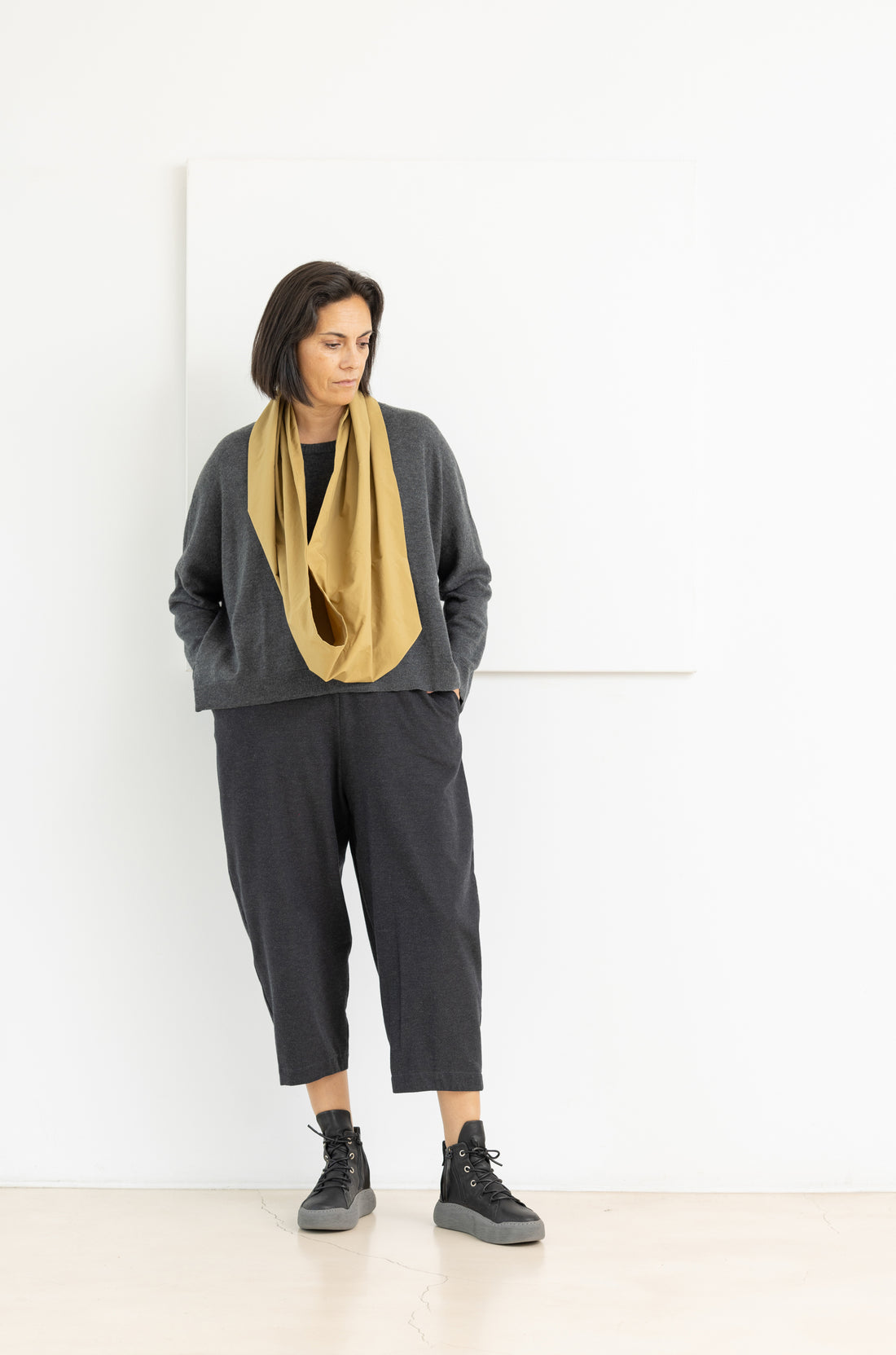 MIIYU BALLOON TROUSERS GRAPHITE