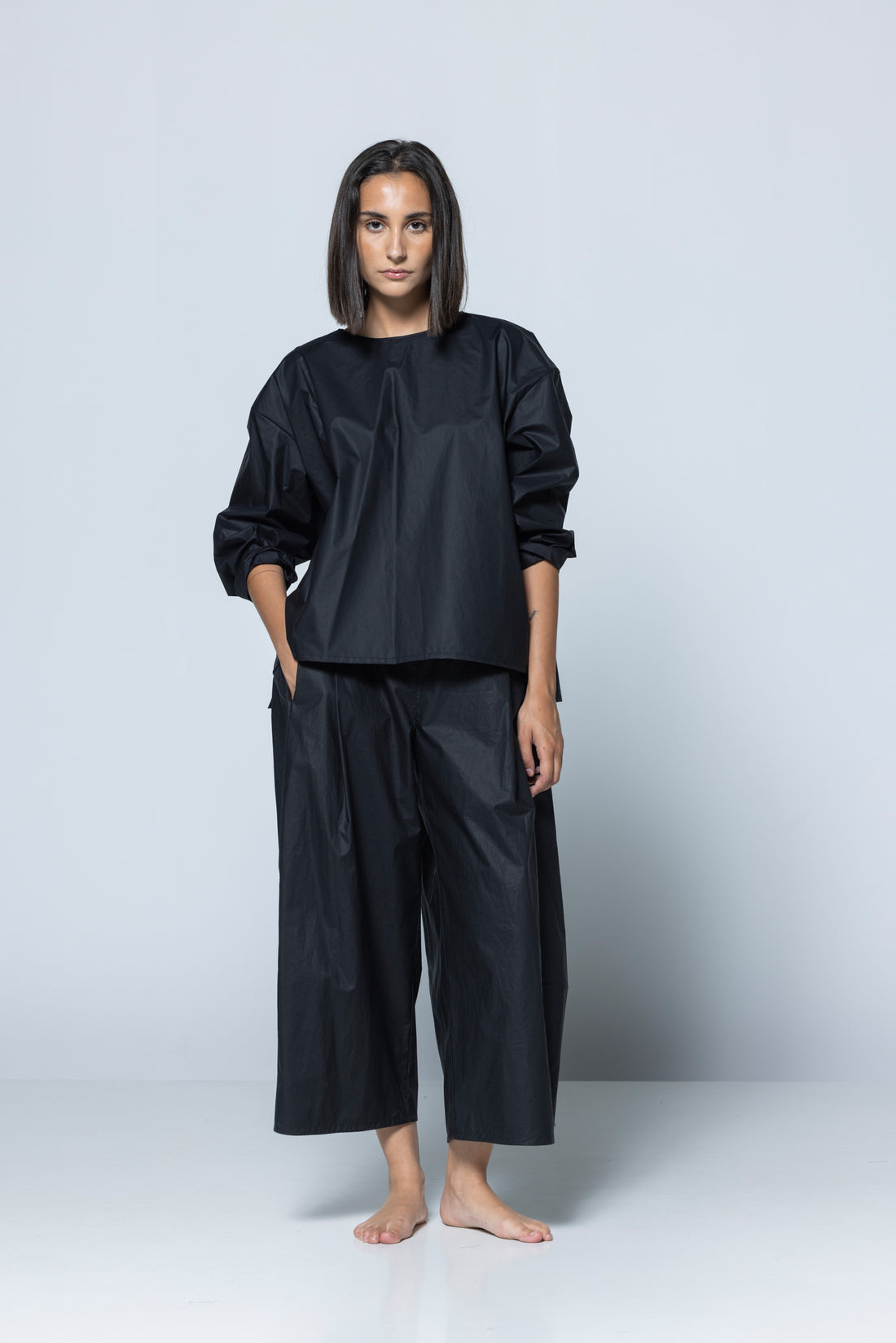 MIIYU KUMO trousers black