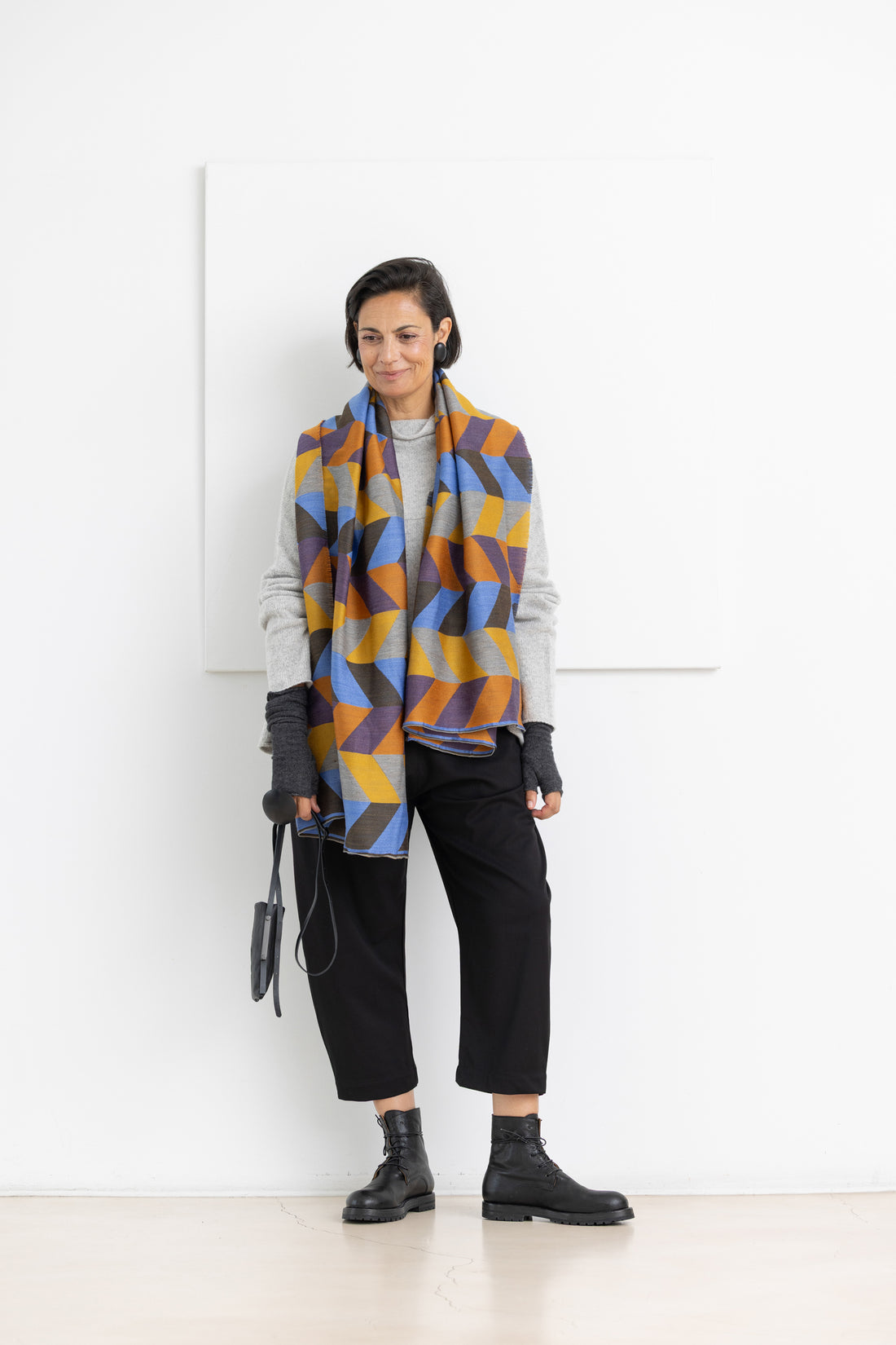 TRAITS SCARF TABI COL 2