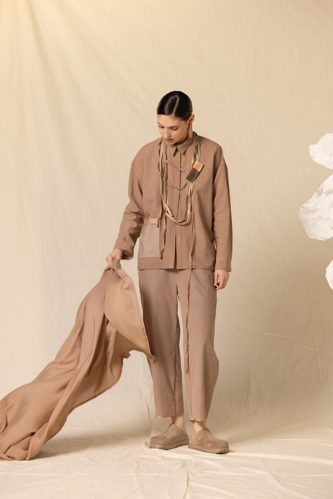 MIIYU wool long shirt clay