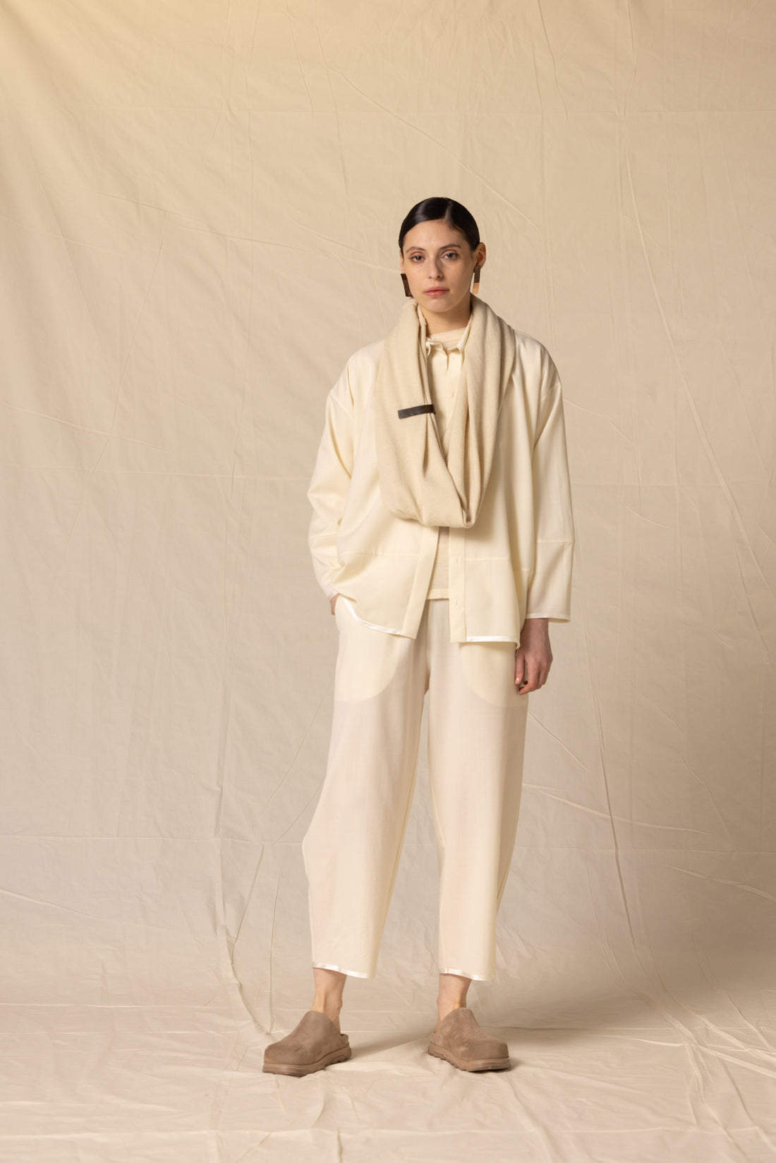 MIIYU wool classic trousers natural