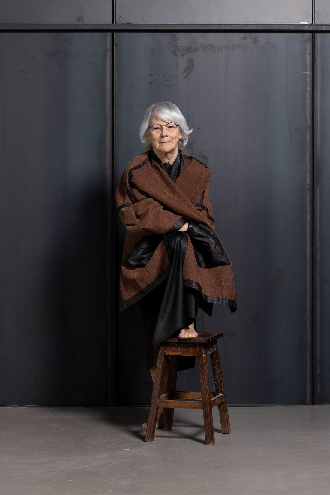 NOIR butterfly kimono habotai