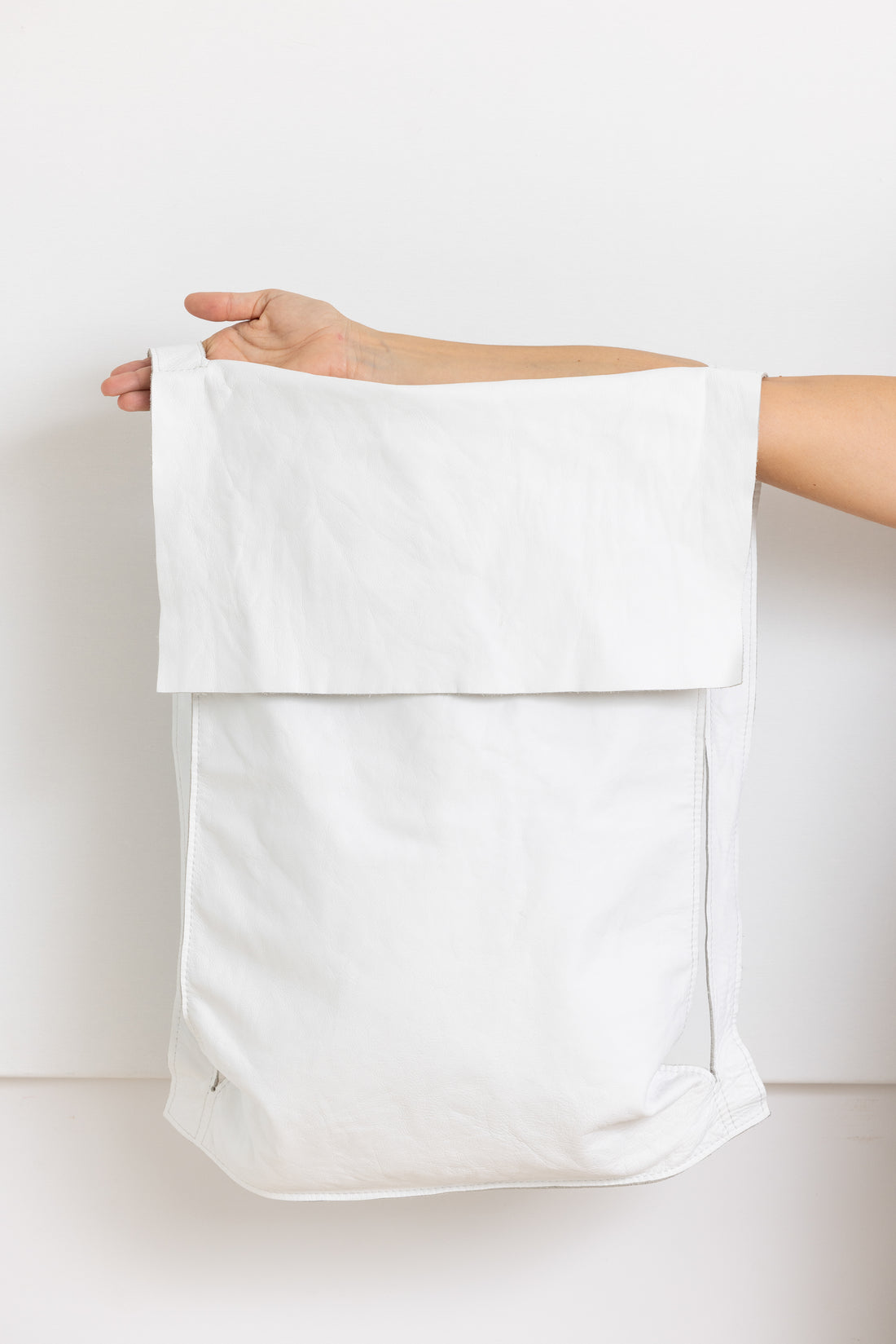 CLEAN BACKPACK LEATHER WHITE