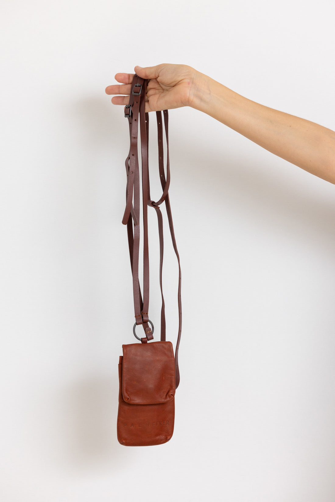 DOUBLE STRAPPED MOBILE BAG CINNAMON