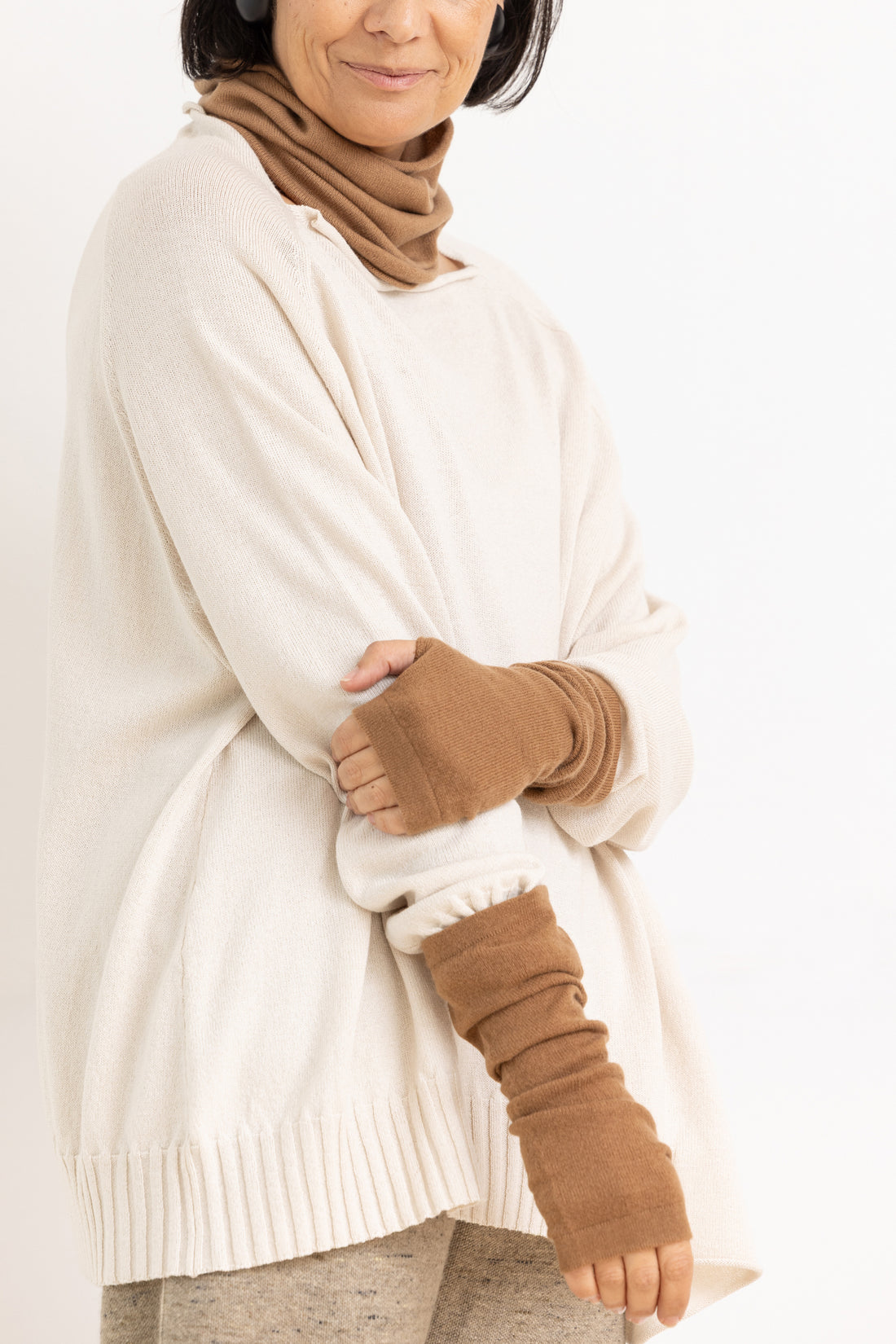 KOPKA ARMWARMERS CAMEL