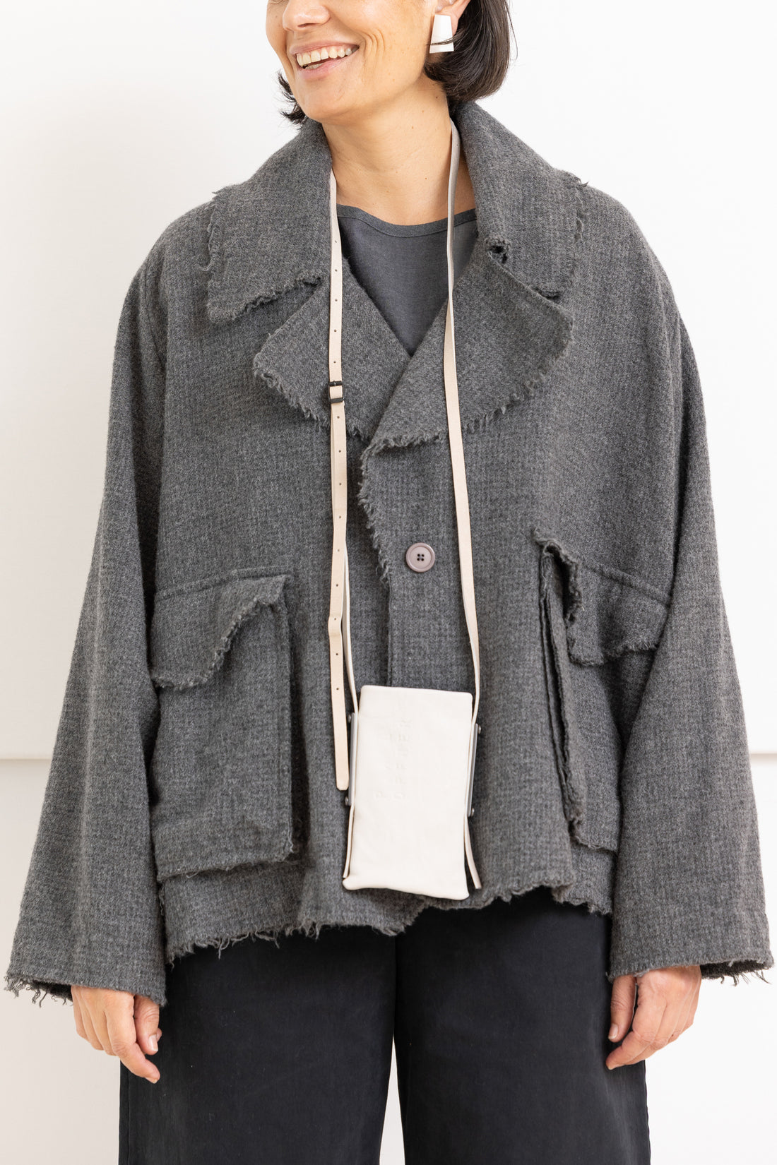 MOBILE LEATHER BAG SAND