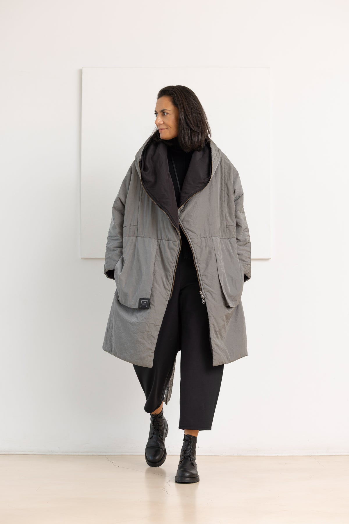 KIMONORAIN Abrigo reversible gris y negro – imagen 3