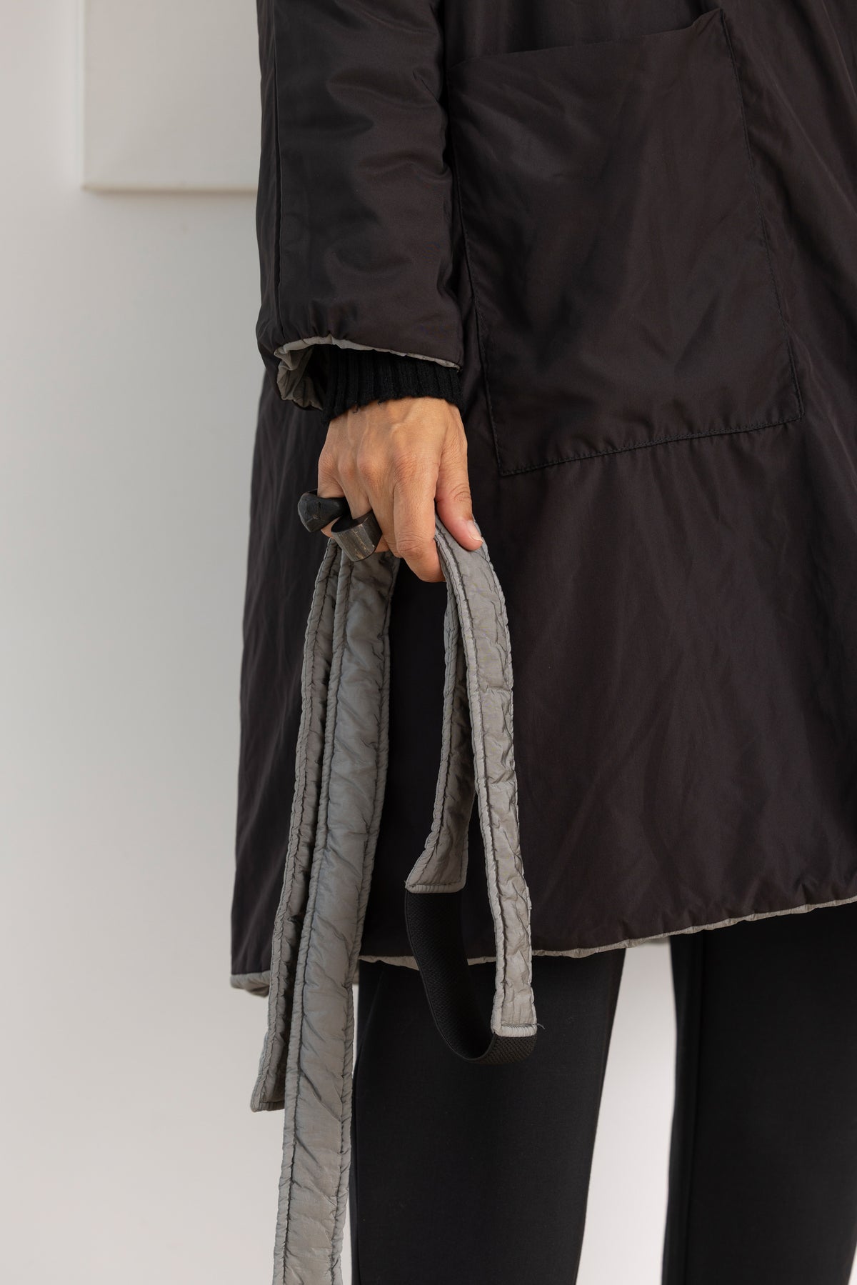 KIMONORAIN Abrigo reversible gris y negro – imagen 13