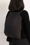 KIMONORAIN Abrigo mochila terracota y negro – imagen 12