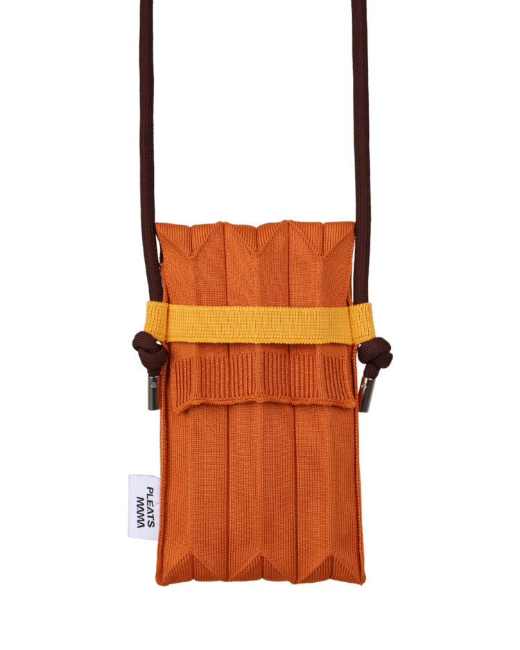 PLEATS MAMA – The Design PLEATS MAMA – The Design