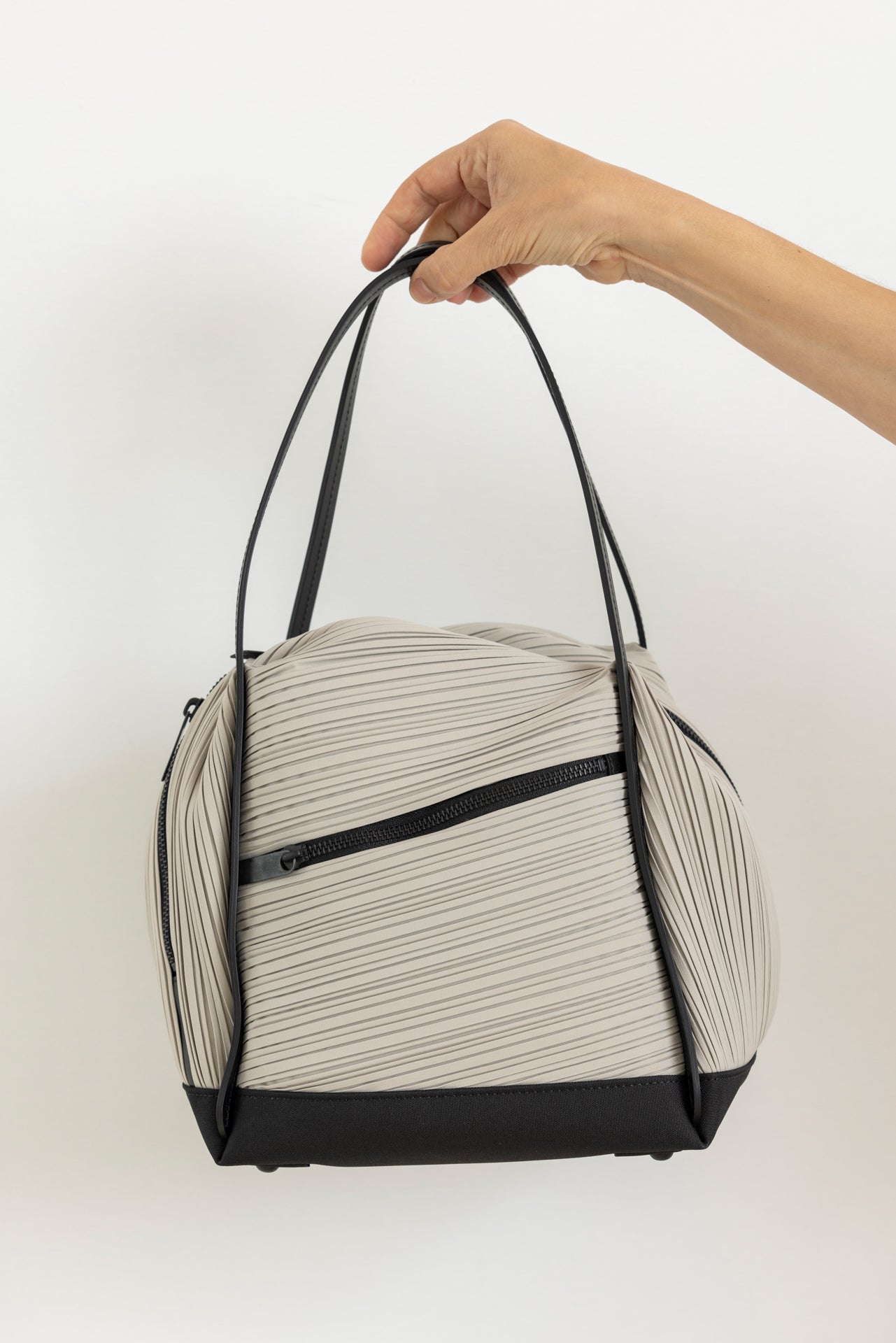 PLEATS PLEASE ISSEY MIYAKE BIAS BIG BAG – The Design