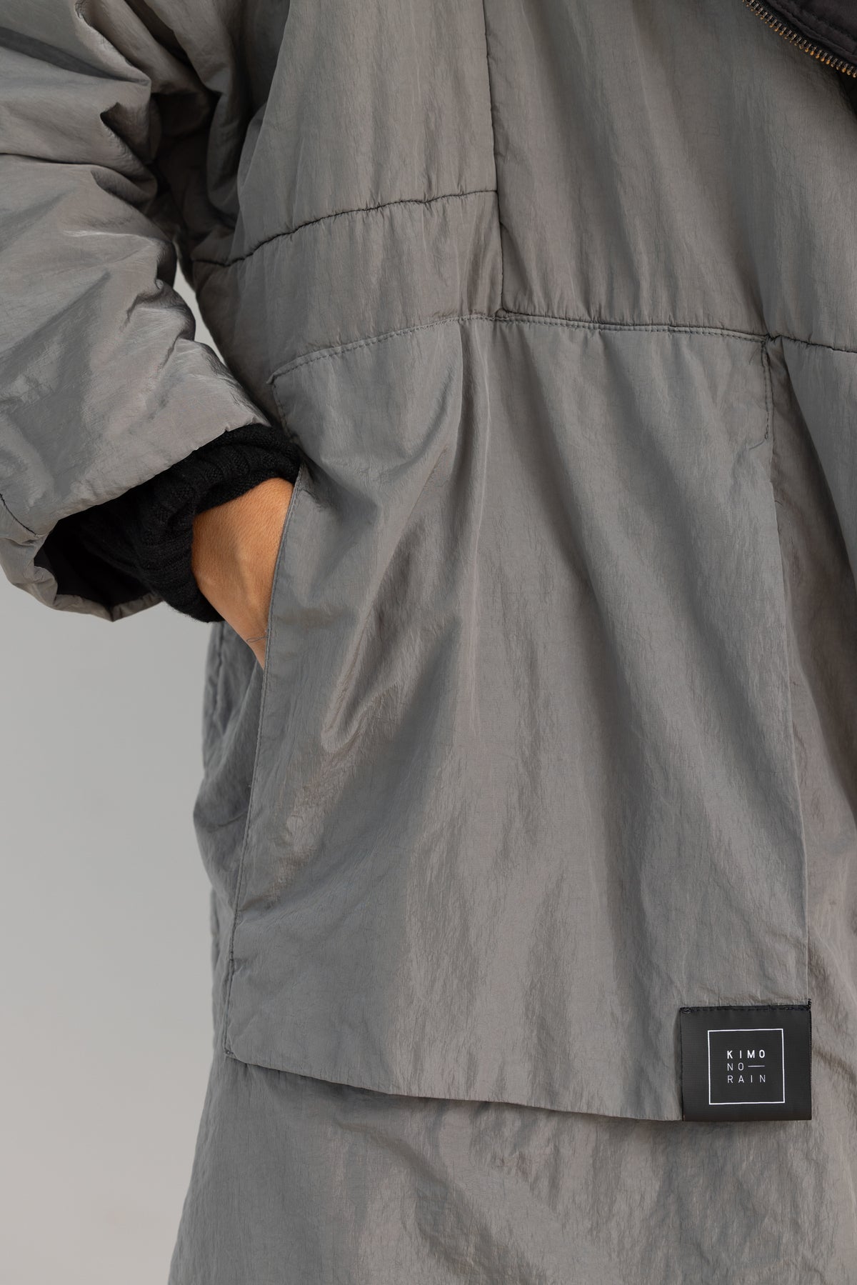 KIMONORAIN Abrigo reversible gris y negro – imagen 11
